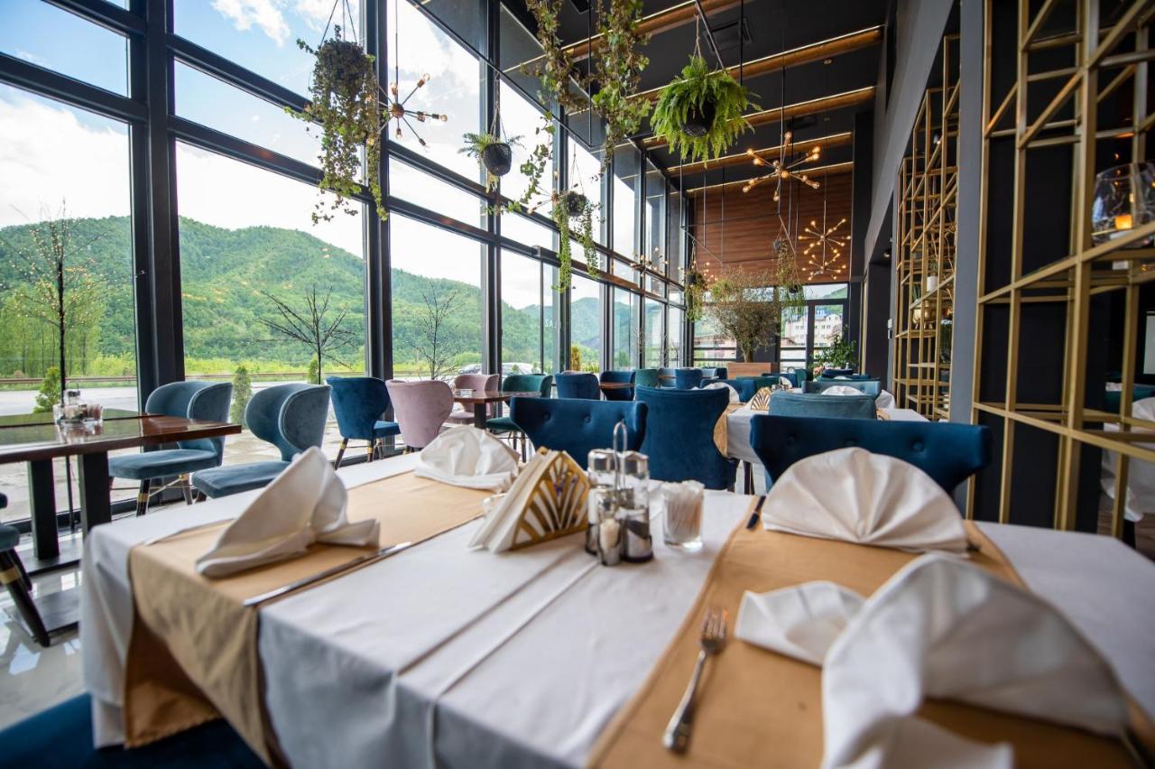 Hotel In Zepce Dış mekan fotoğraf