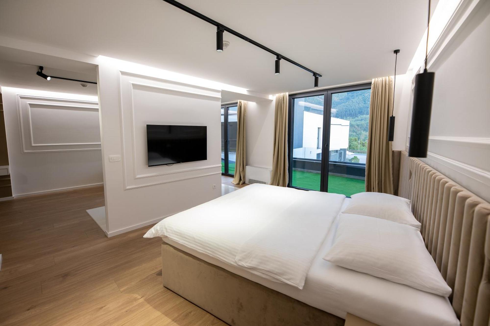 Hotel In Zepce Dış mekan fotoğraf