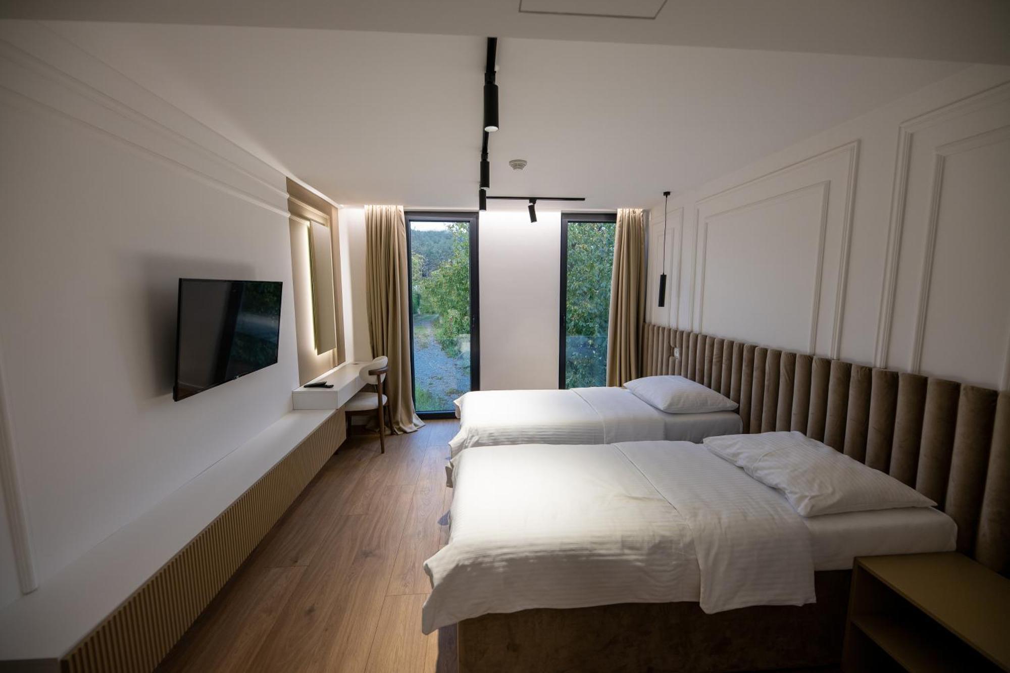 Hotel In Zepce Dış mekan fotoğraf