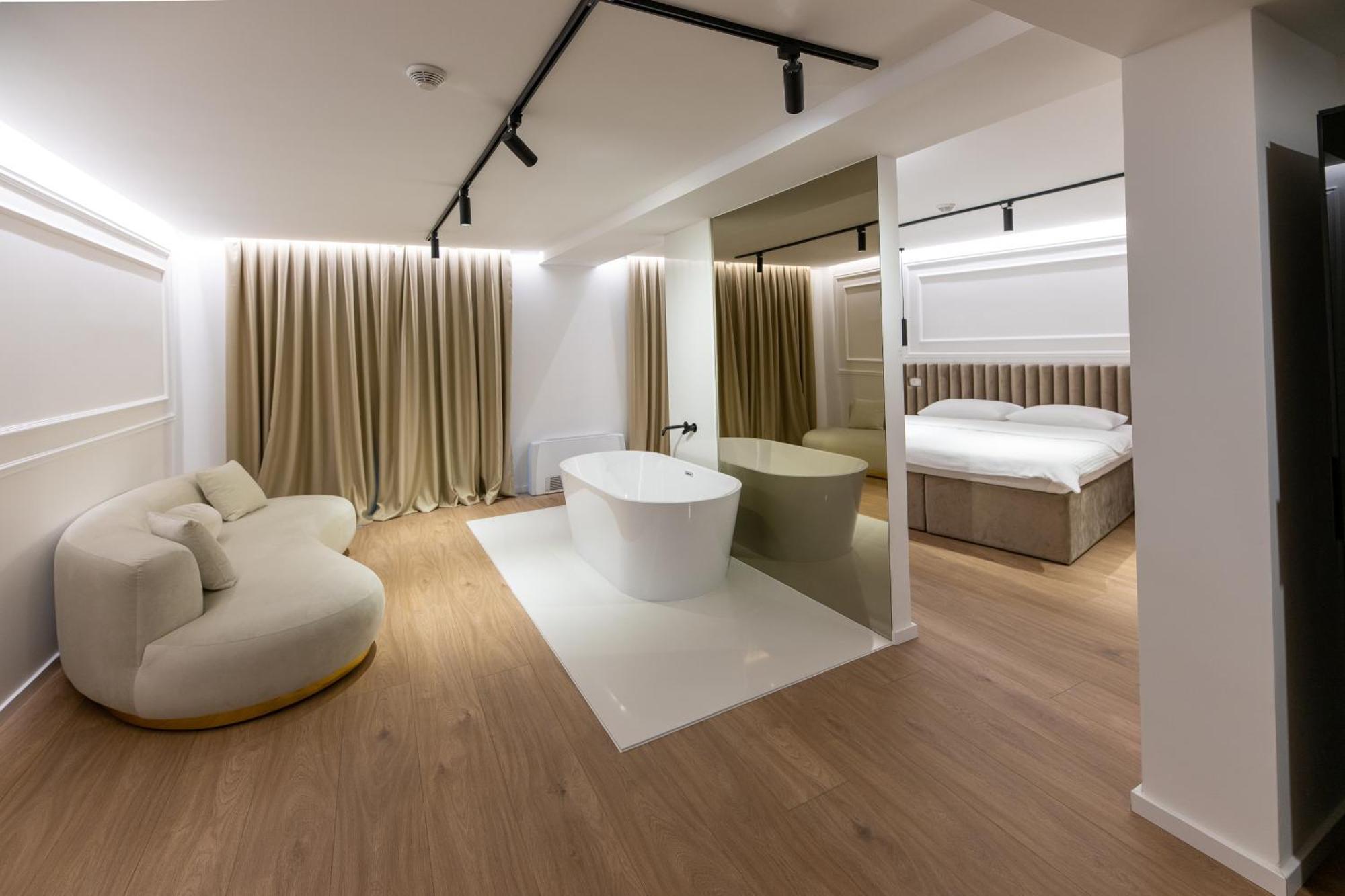 Hotel In Zepce Dış mekan fotoğraf