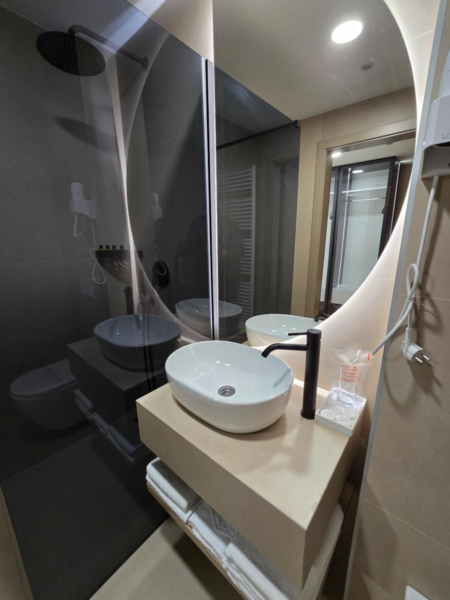 Hotel In Zepce Dış mekan fotoğraf