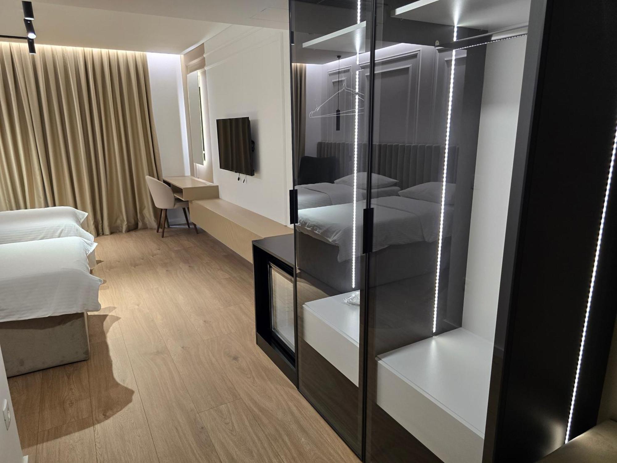 Hotel In Zepce Dış mekan fotoğraf