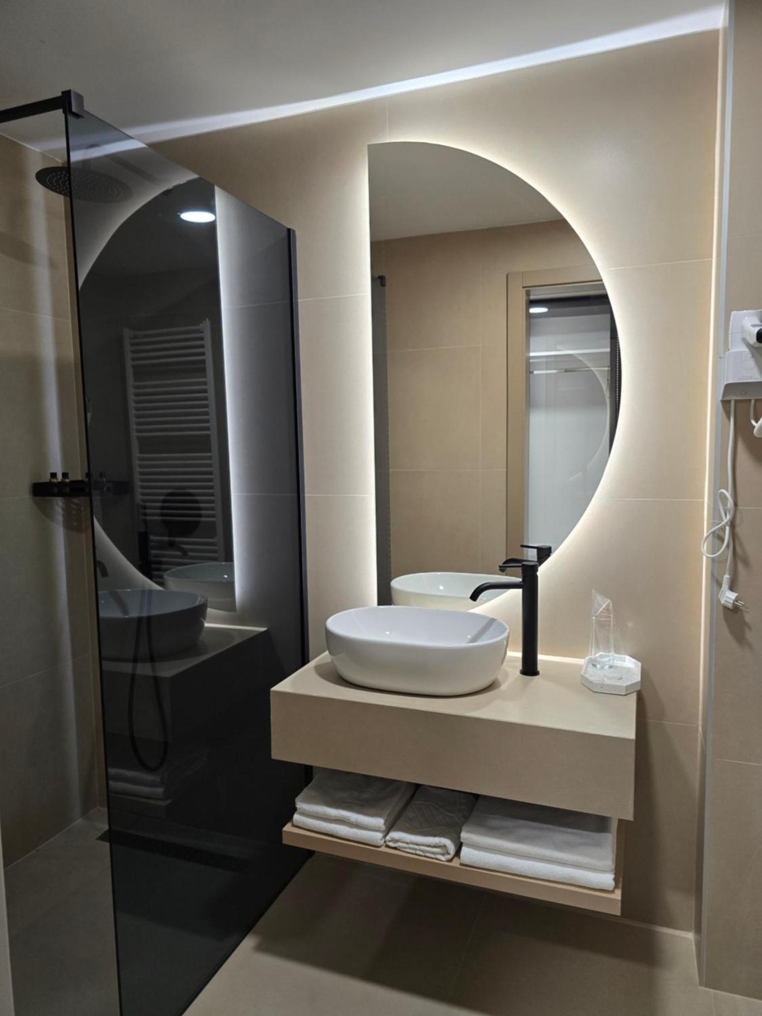 Hotel In Zepce Dış mekan fotoğraf