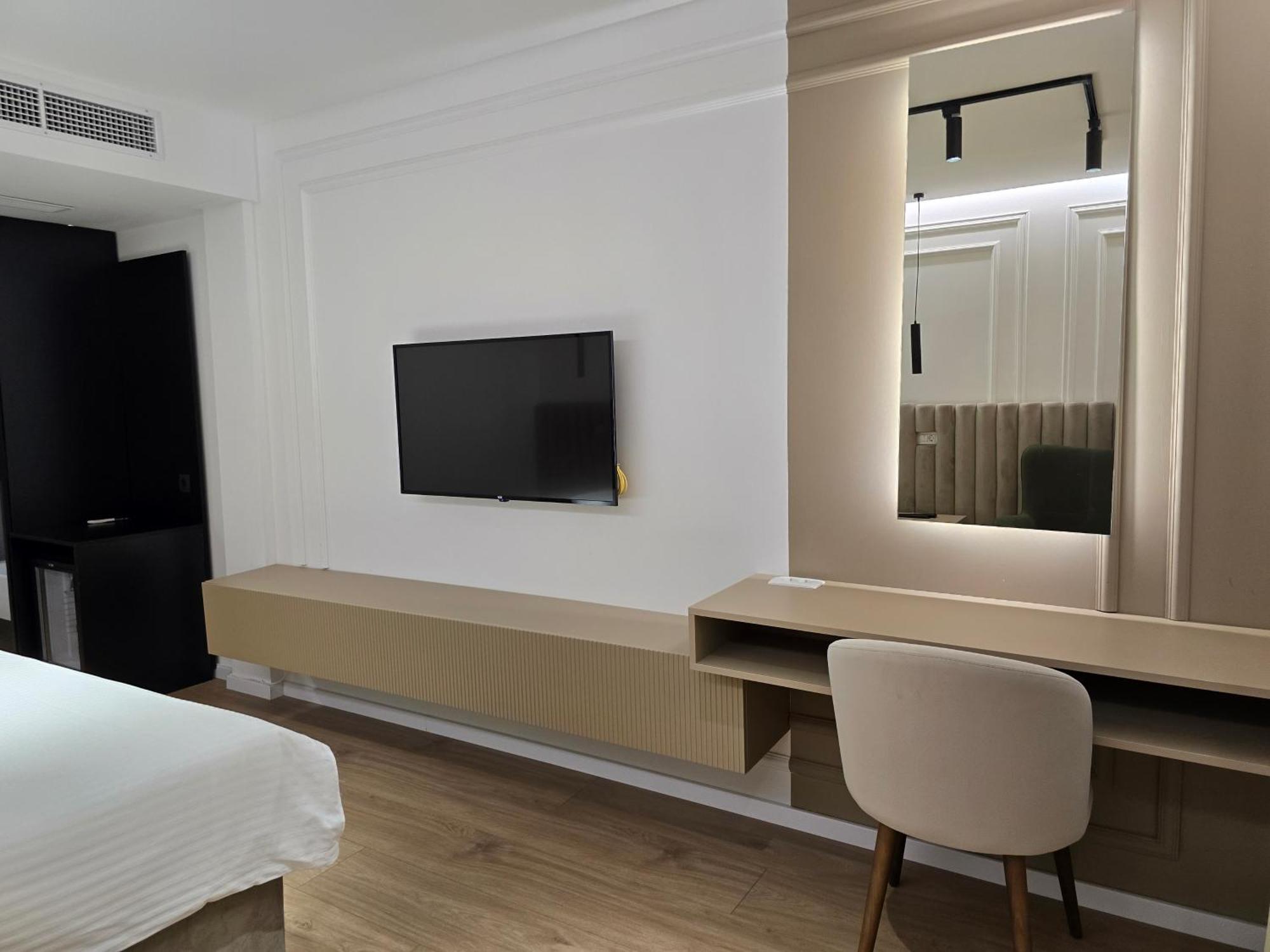 Hotel In Zepce Dış mekan fotoğraf